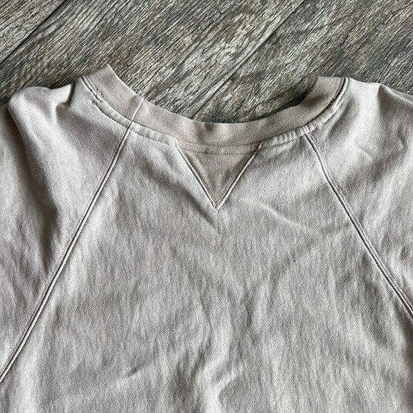 Wishlist tan sweatshirt - Picture 13 of 13